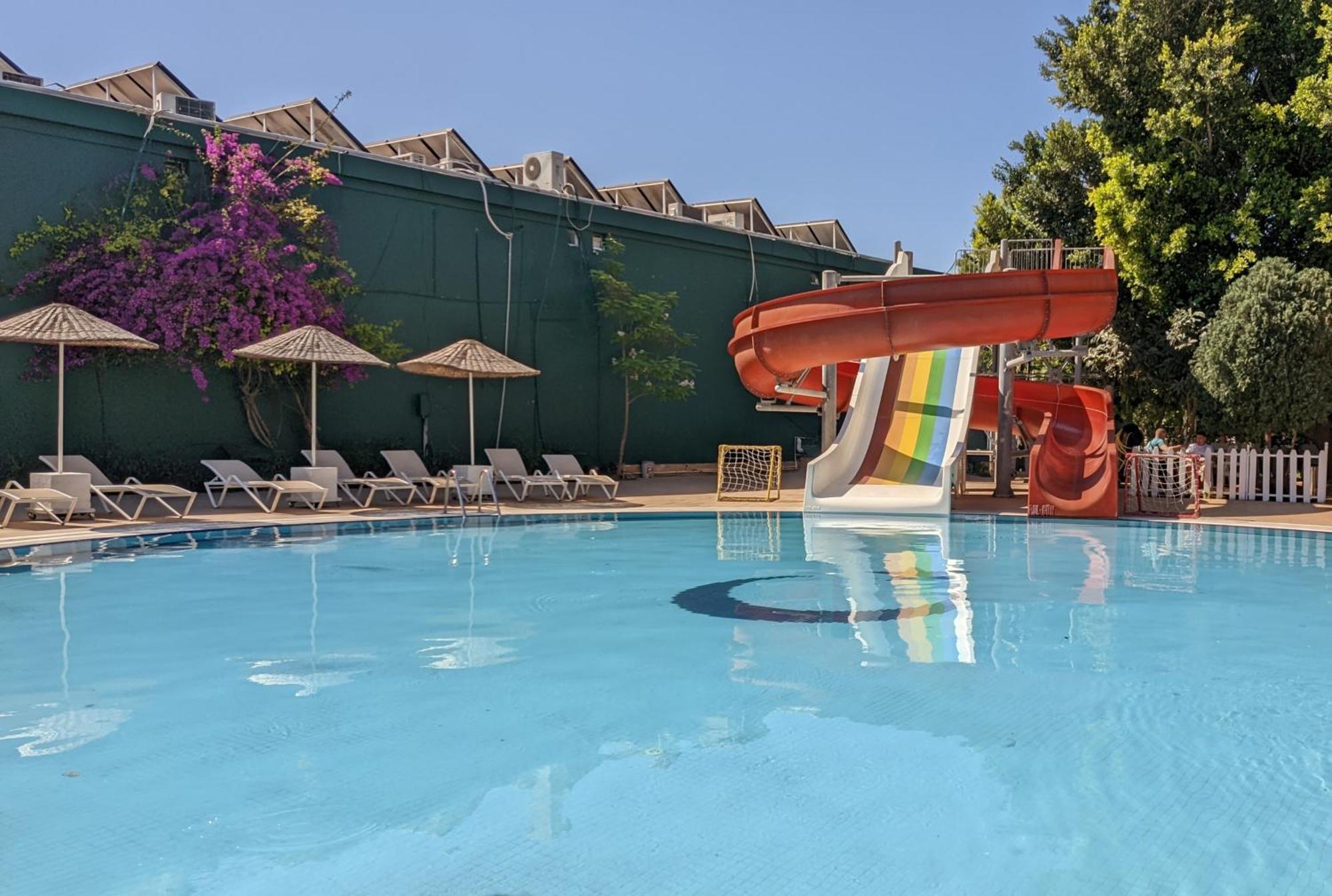 Uk Hotel Kiris Antalya Extérieur photo