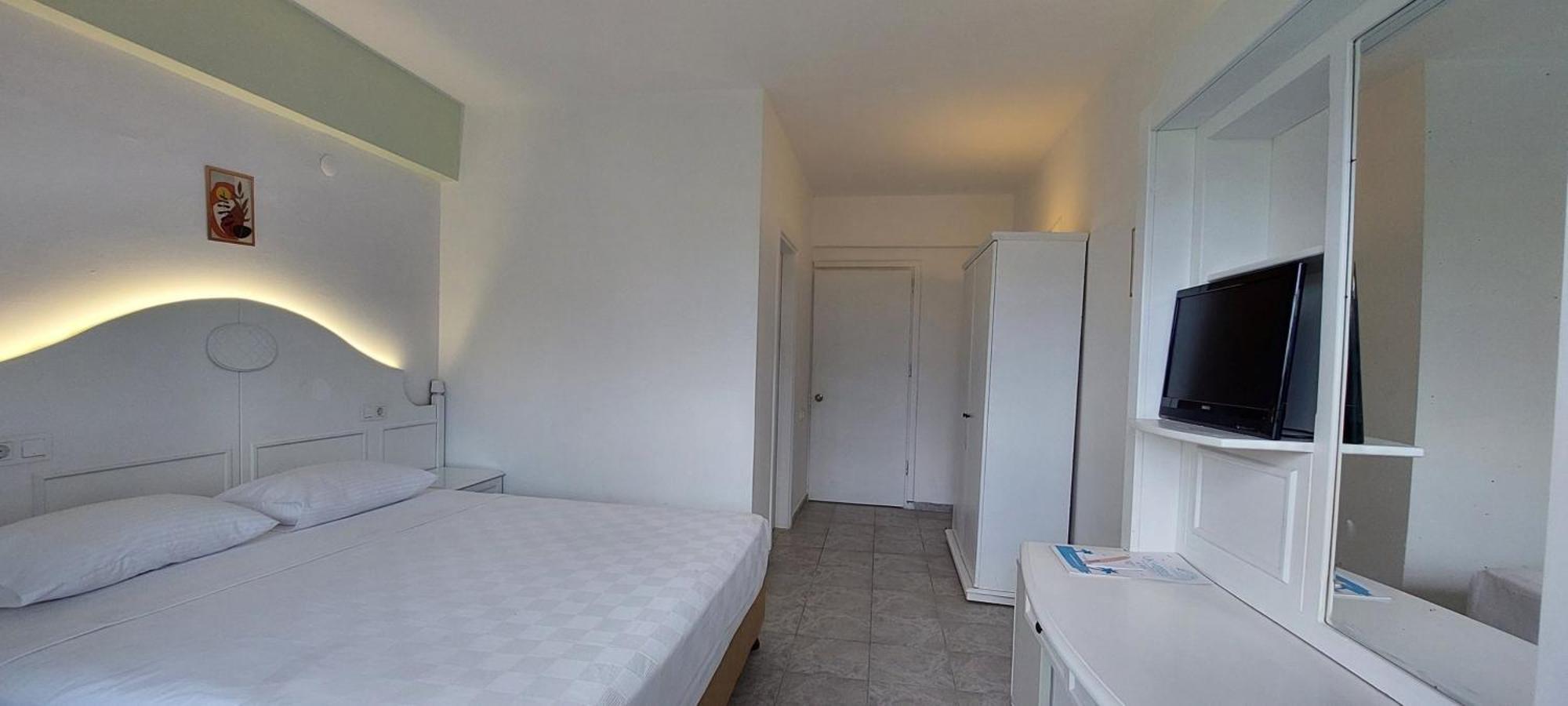 Uk Hotel Kiris Antalya Extérieur photo