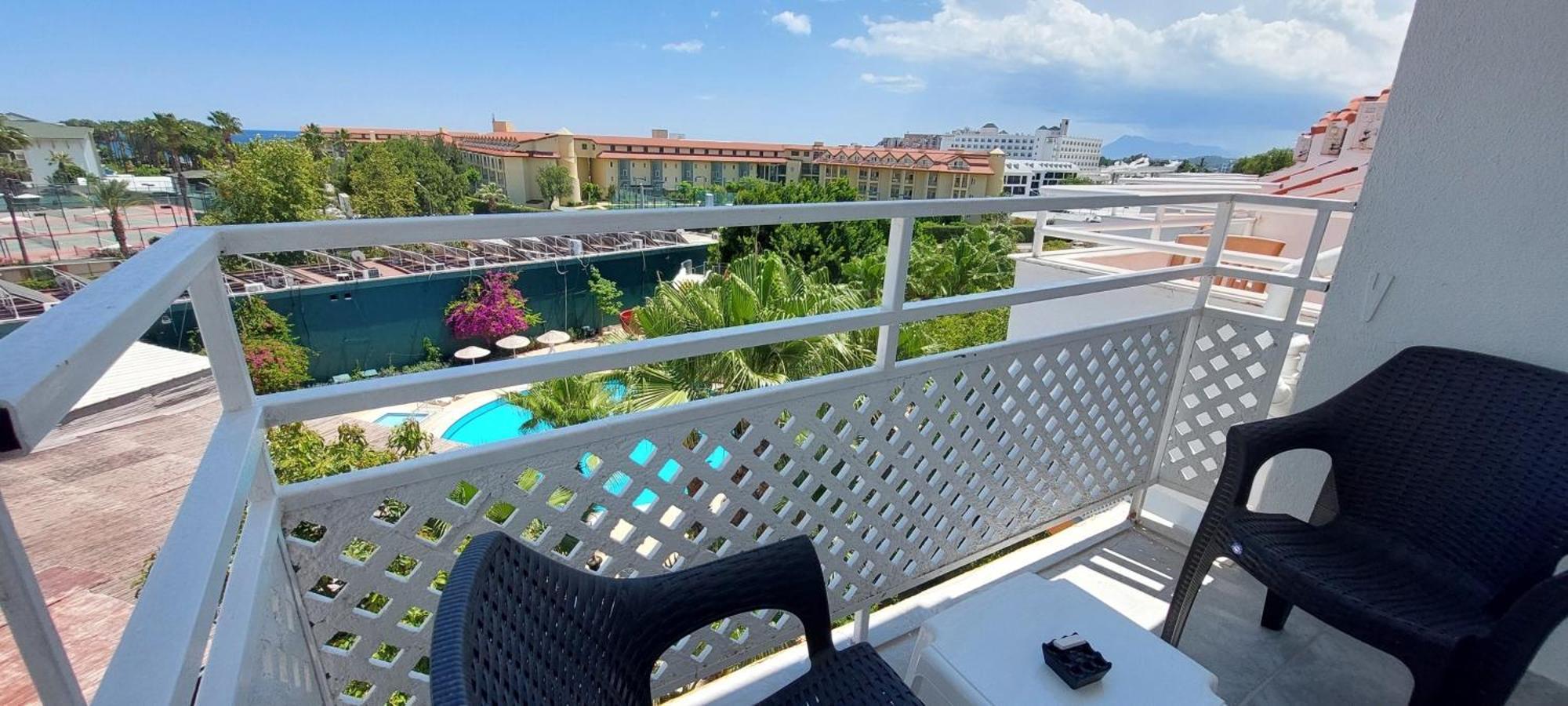 Uk Hotel Kiris Antalya Extérieur photo